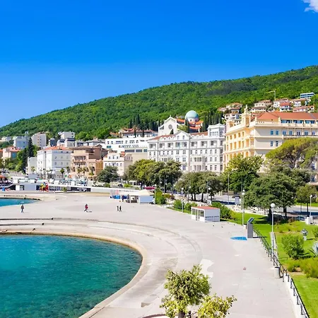 Feria 2 Opatija